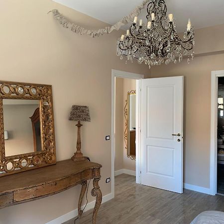 Central Luxury Rooms Olbia Exterior foto