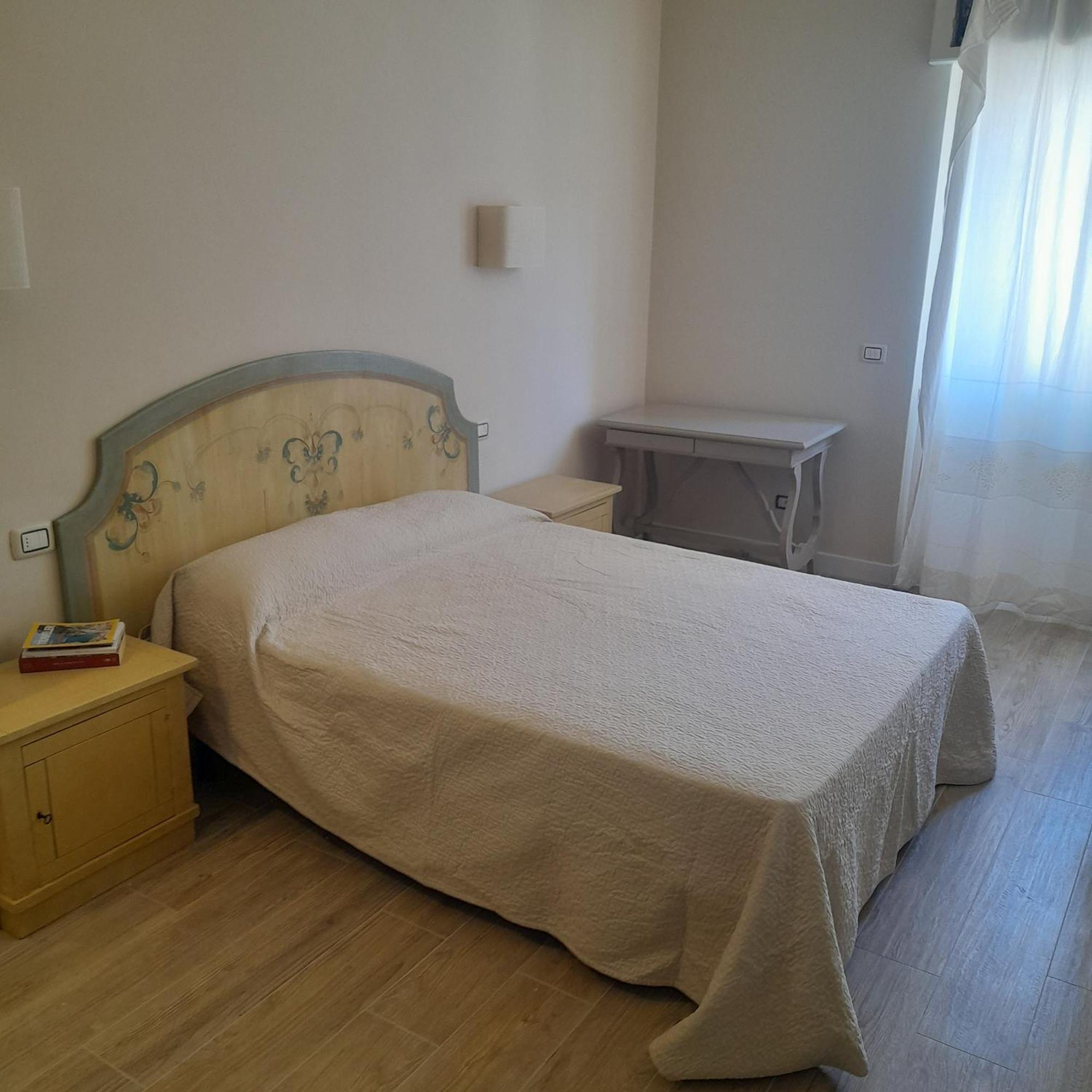 Central Luxury Rooms Olbia Exterior foto